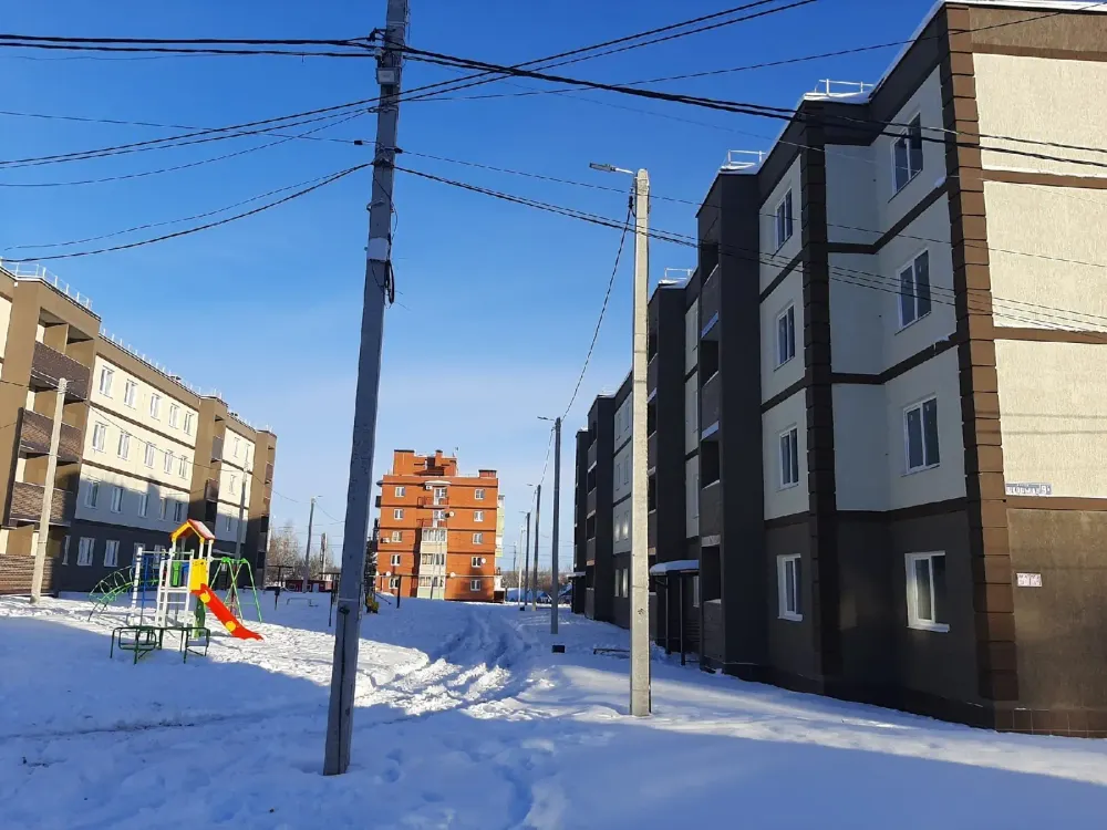 Школьная дом 4