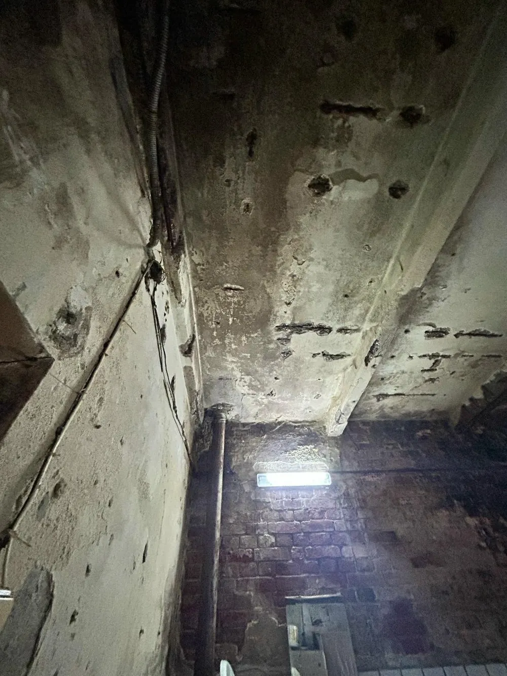 Учительская дом 1